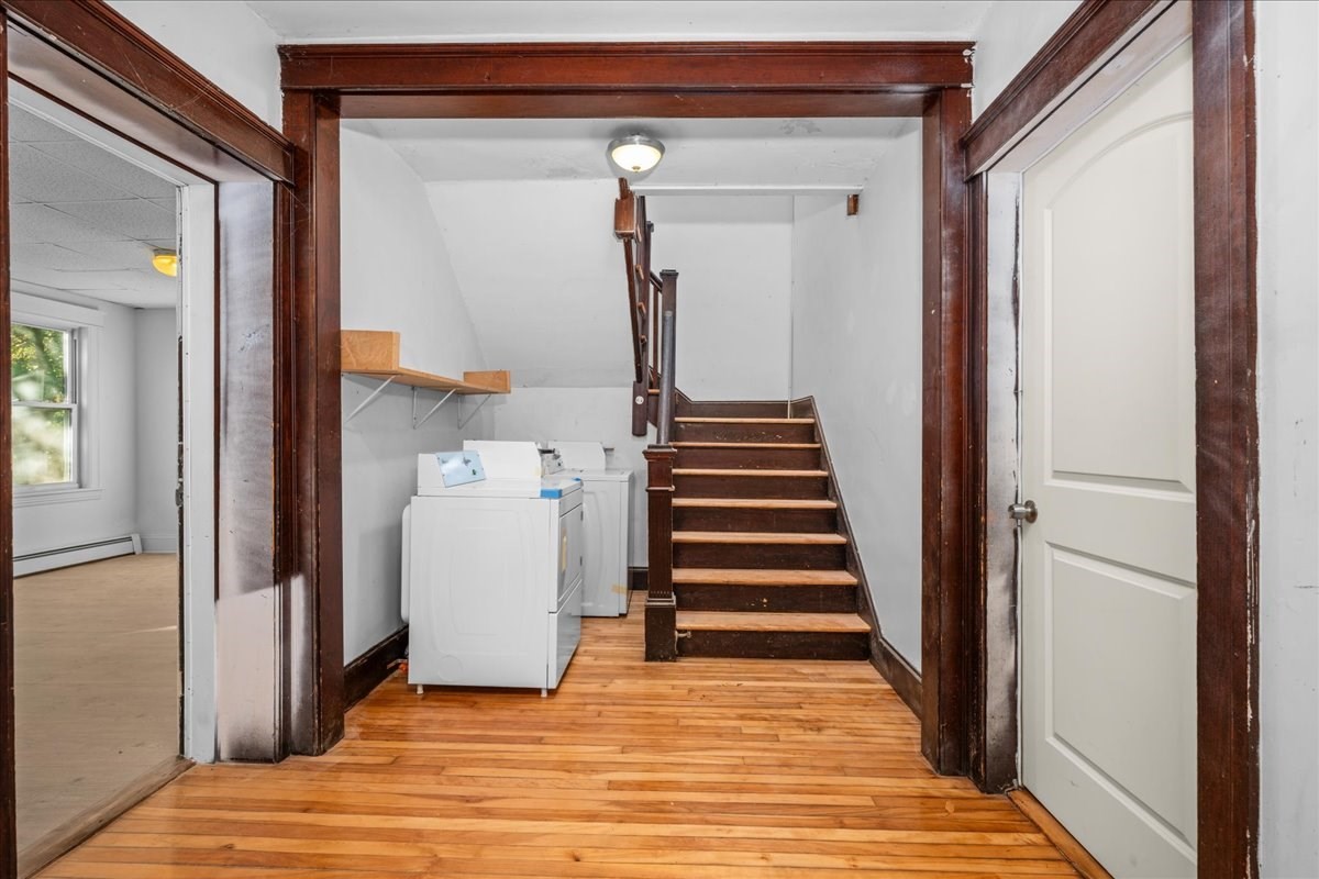15 Circuit Ave E # 2r Property Photo 2
