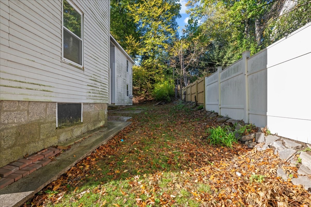 15 Circuit Ave E # 2r Property Photo 24