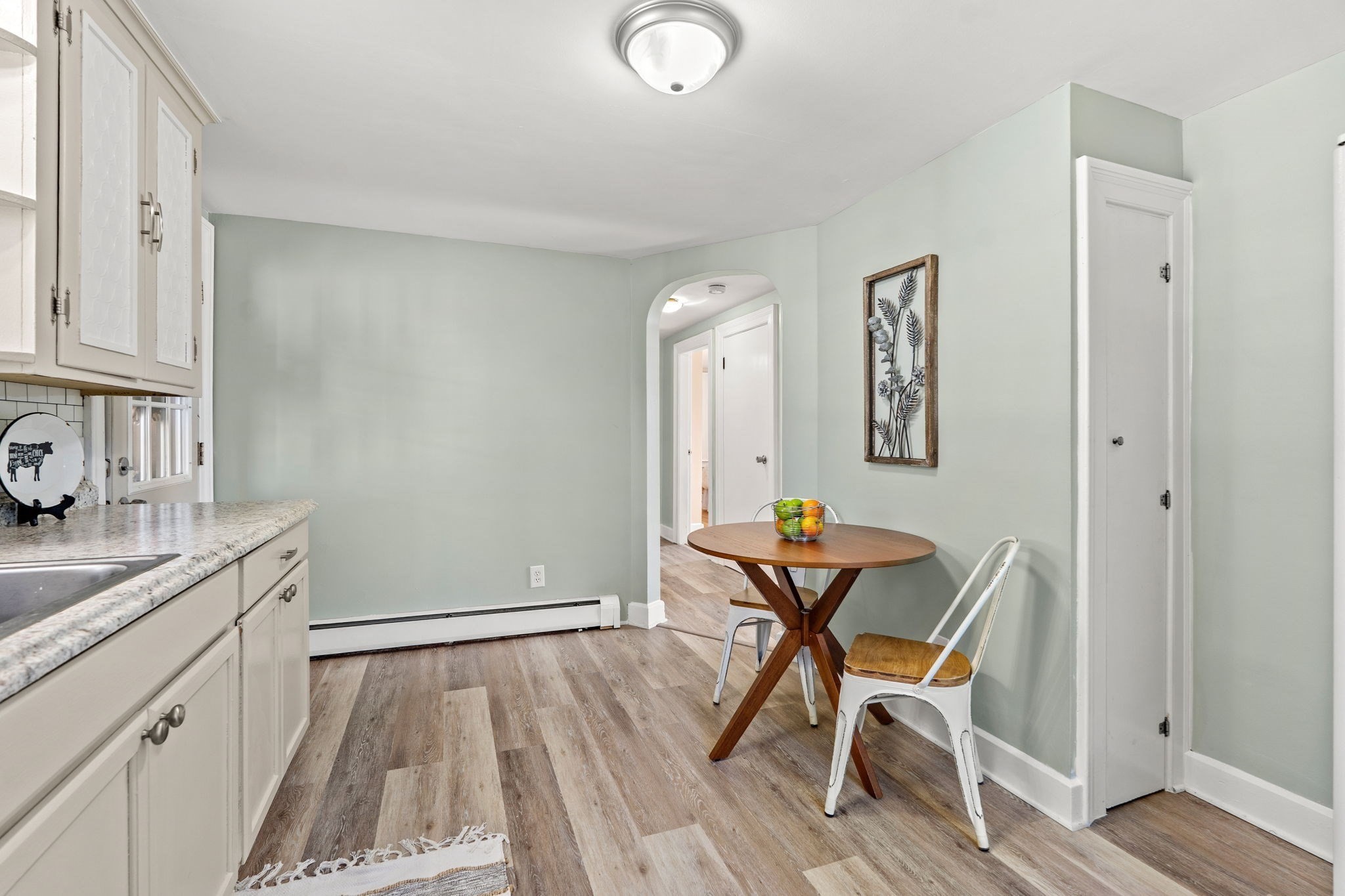 97 Pinckney St Property Photo 10