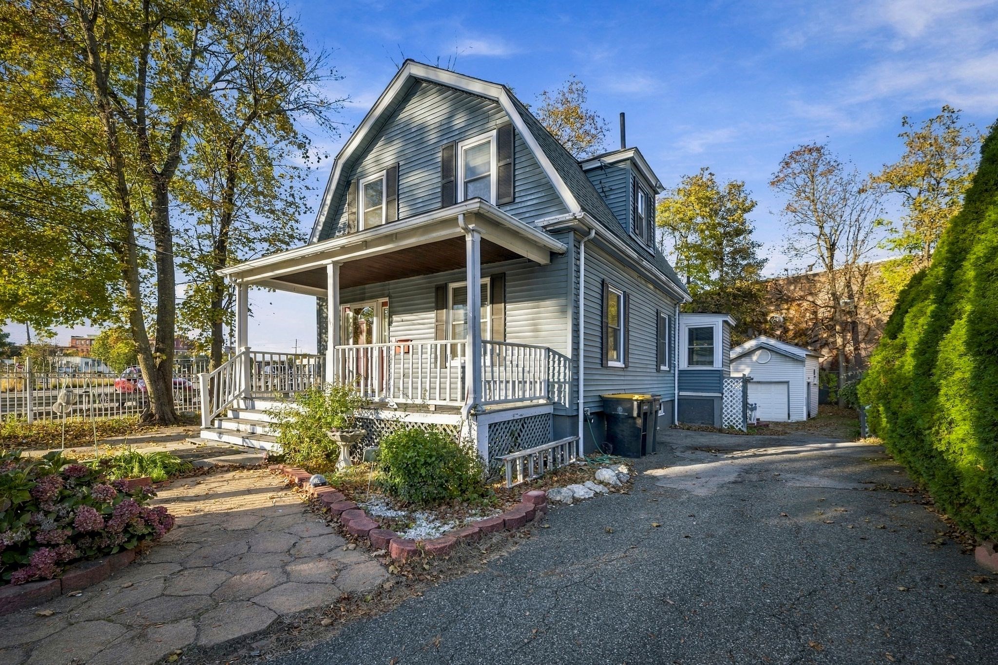 40 Beaver St Property Photo 4