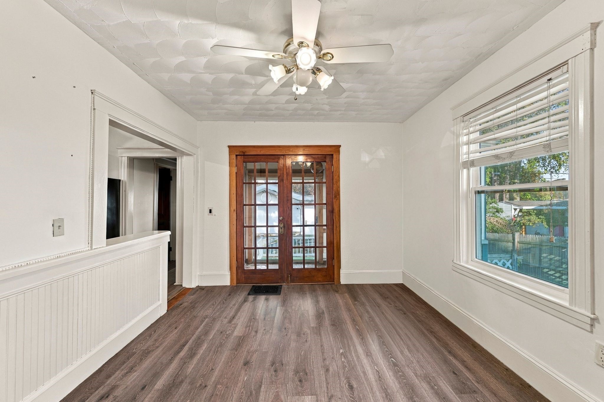 40 Beaver St Property Photo 13