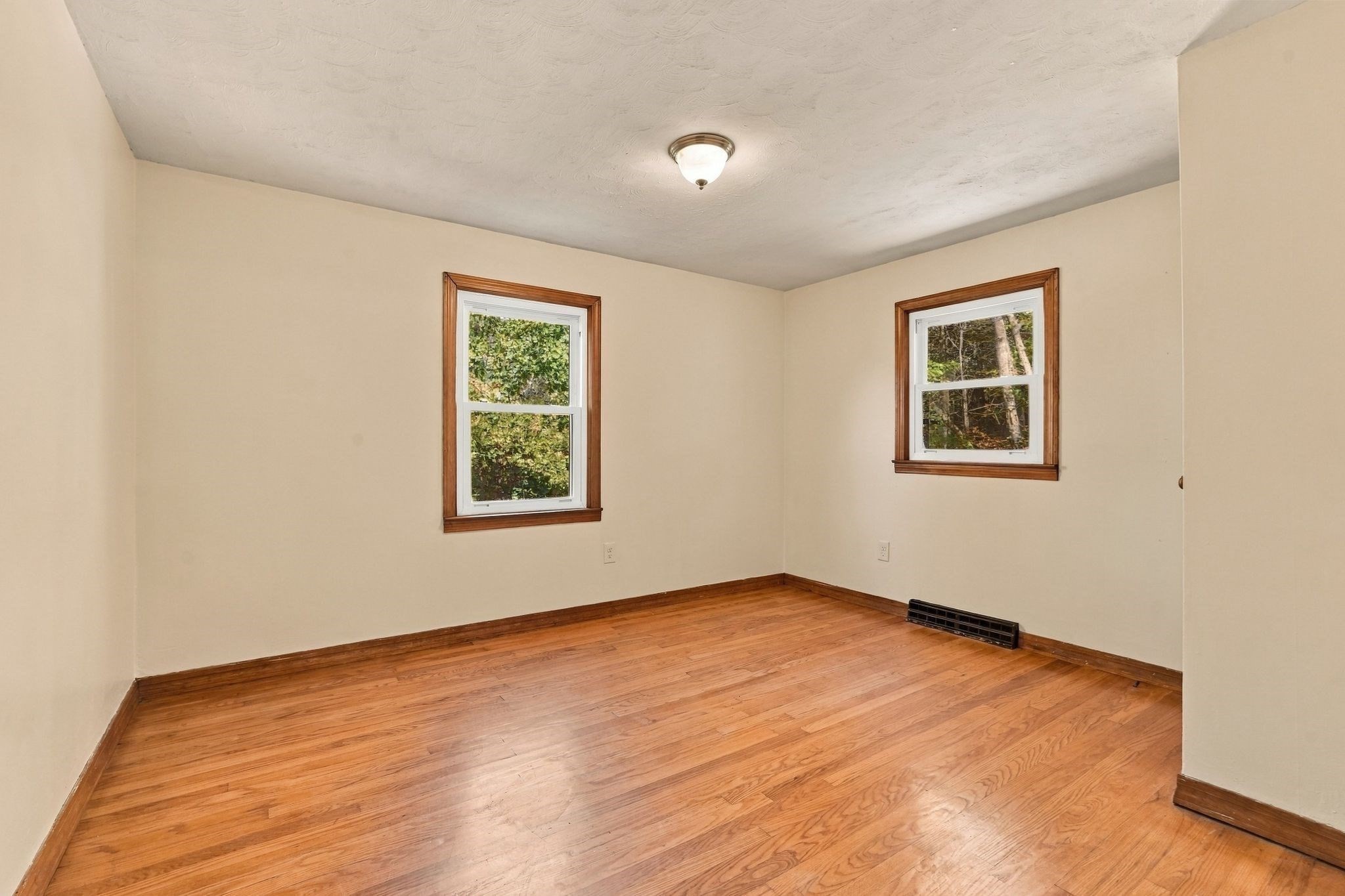 214 Federal St Property Photo 18