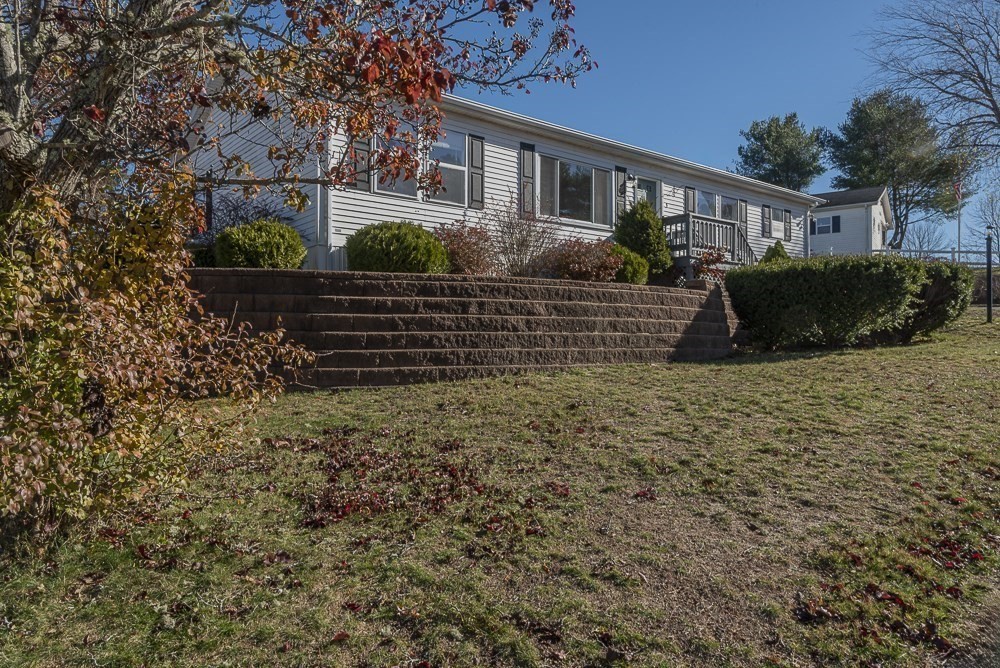 9 Headlands Dr Property Photo 1