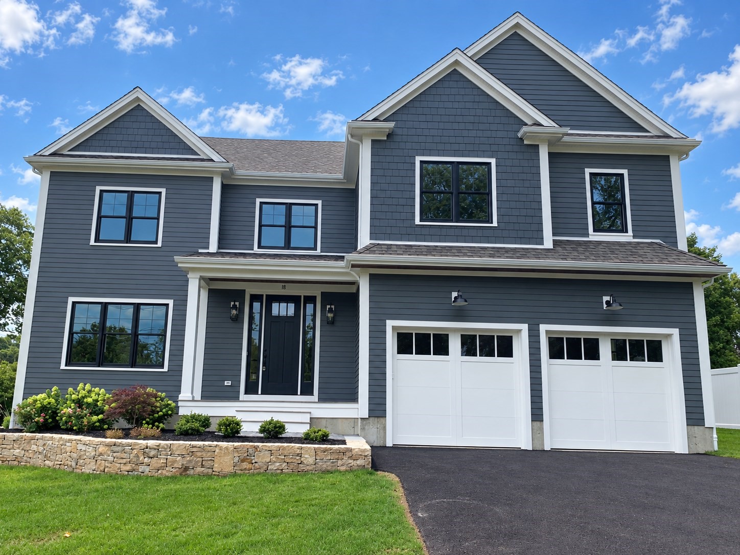 18 Avon Cir Property Photo 1