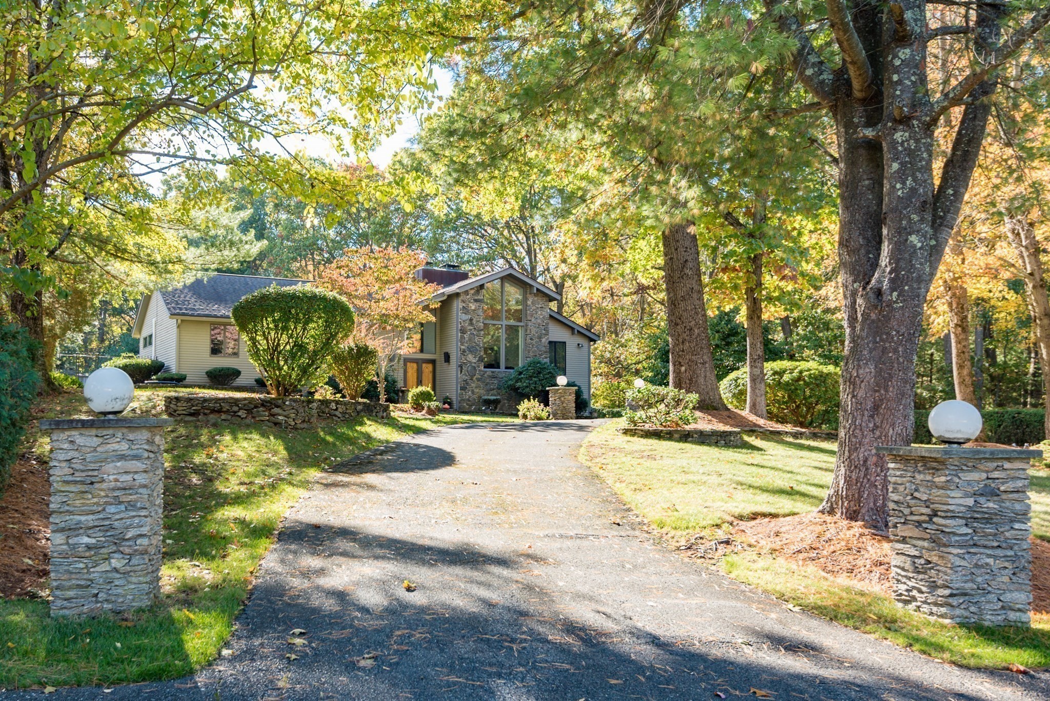 16 Midland Rd Property Photo 40
