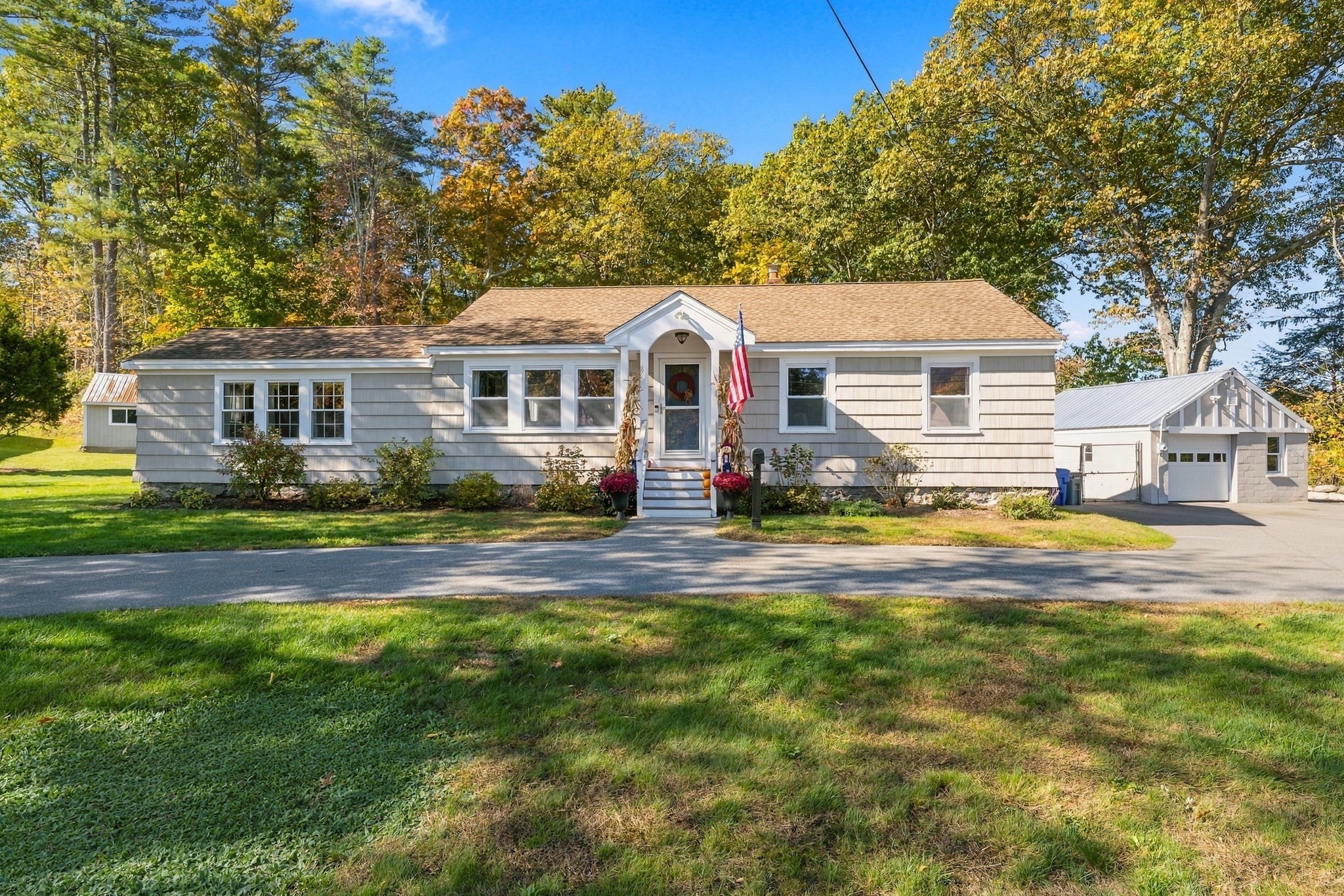 145 Parker St Property Photo 1