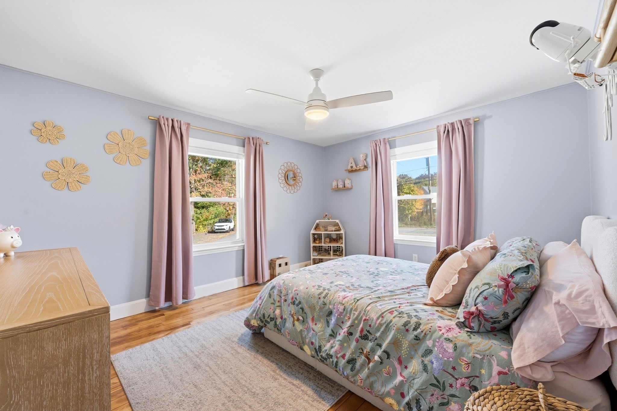 145 Parker St Property Photo 14