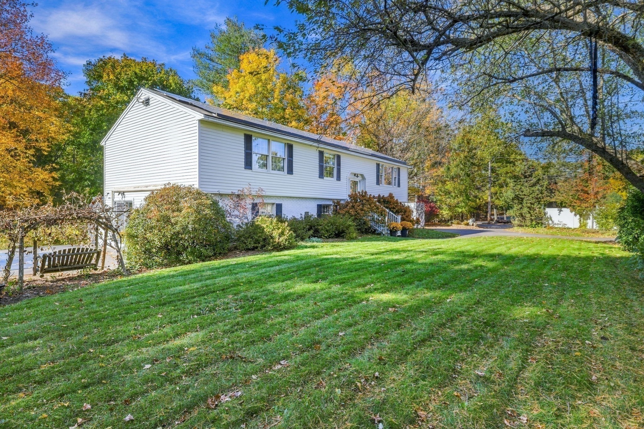 20 Essex St. Property Photo 1
