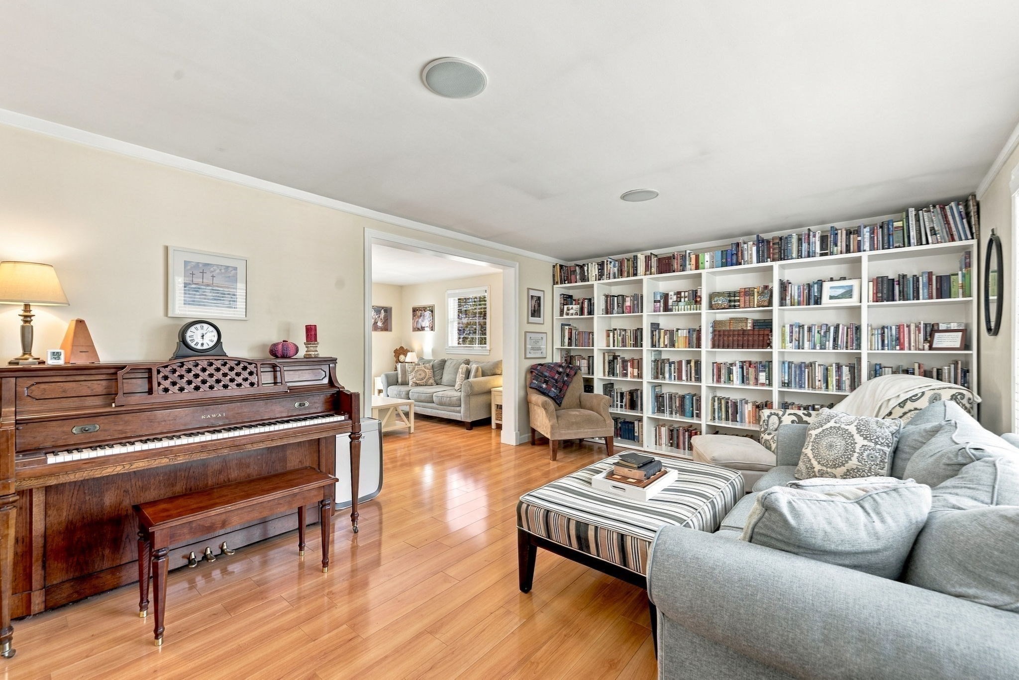 20 Essex St. Property Photo 2