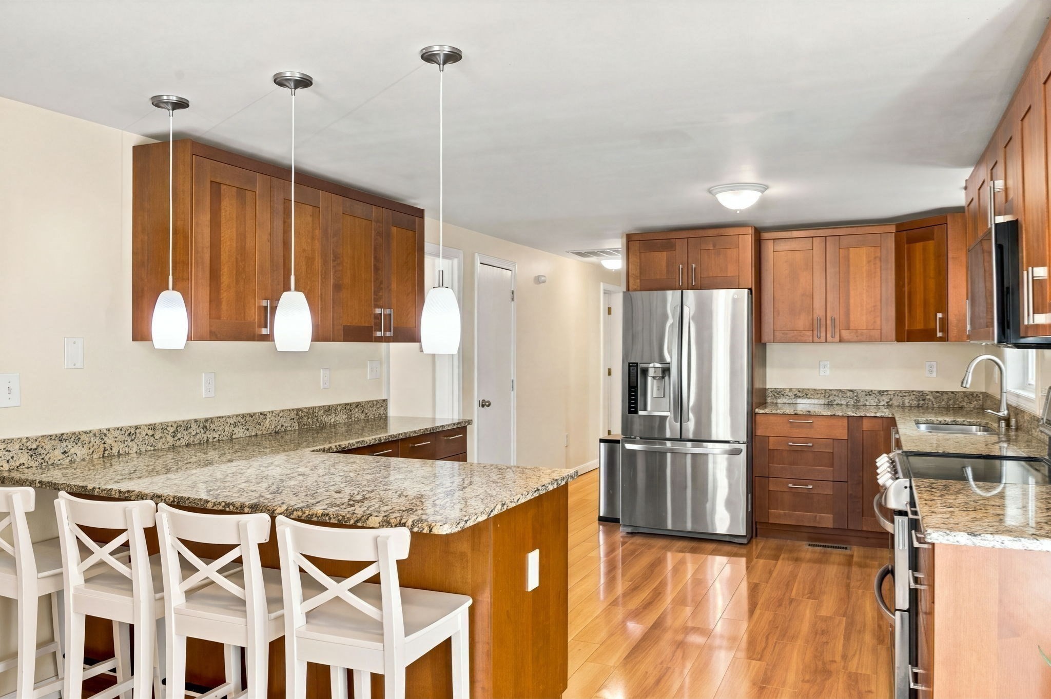 20 Essex St. Property Photo 7