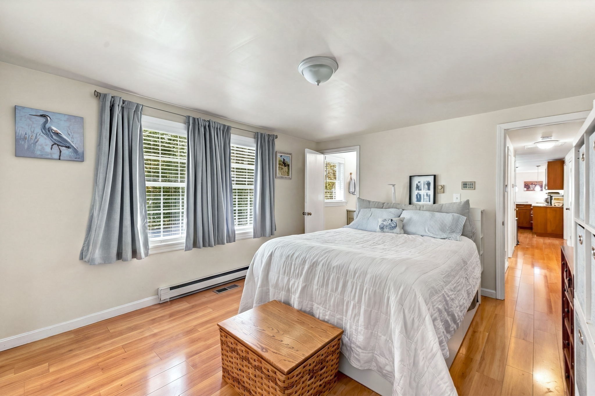 20 Essex St. Property Photo 11