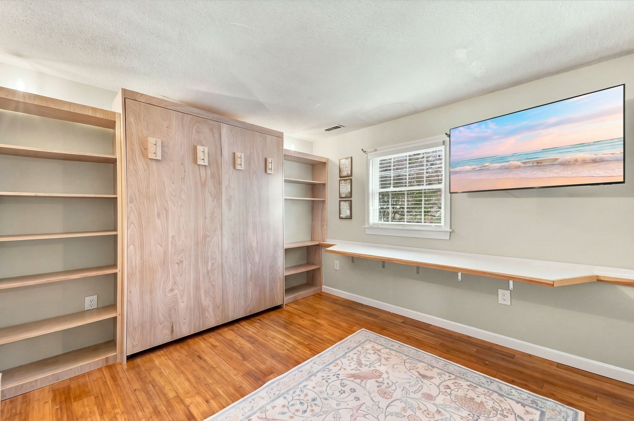 20 Essex St. Property Photo 19