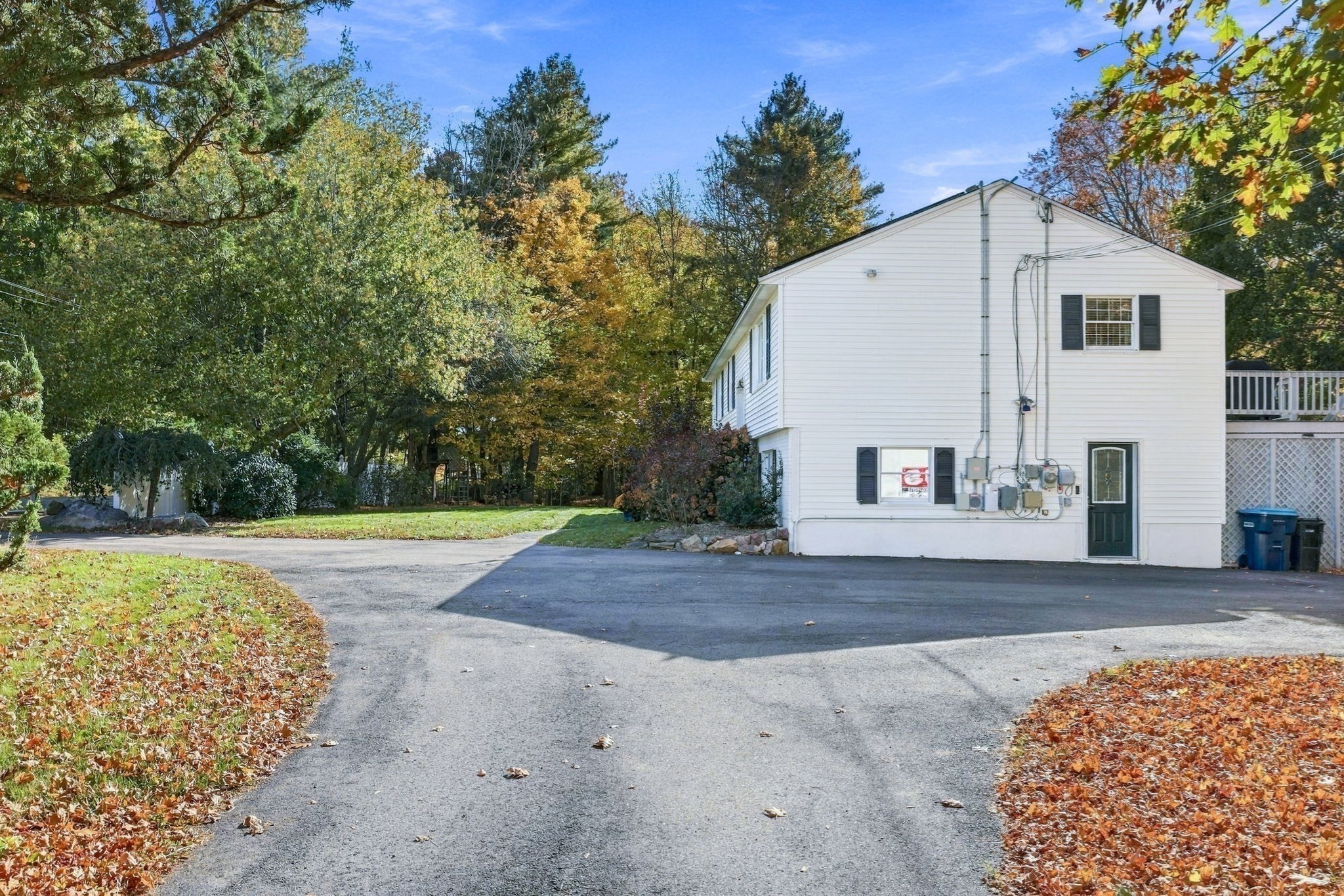 20 Essex St. Property Photo 34