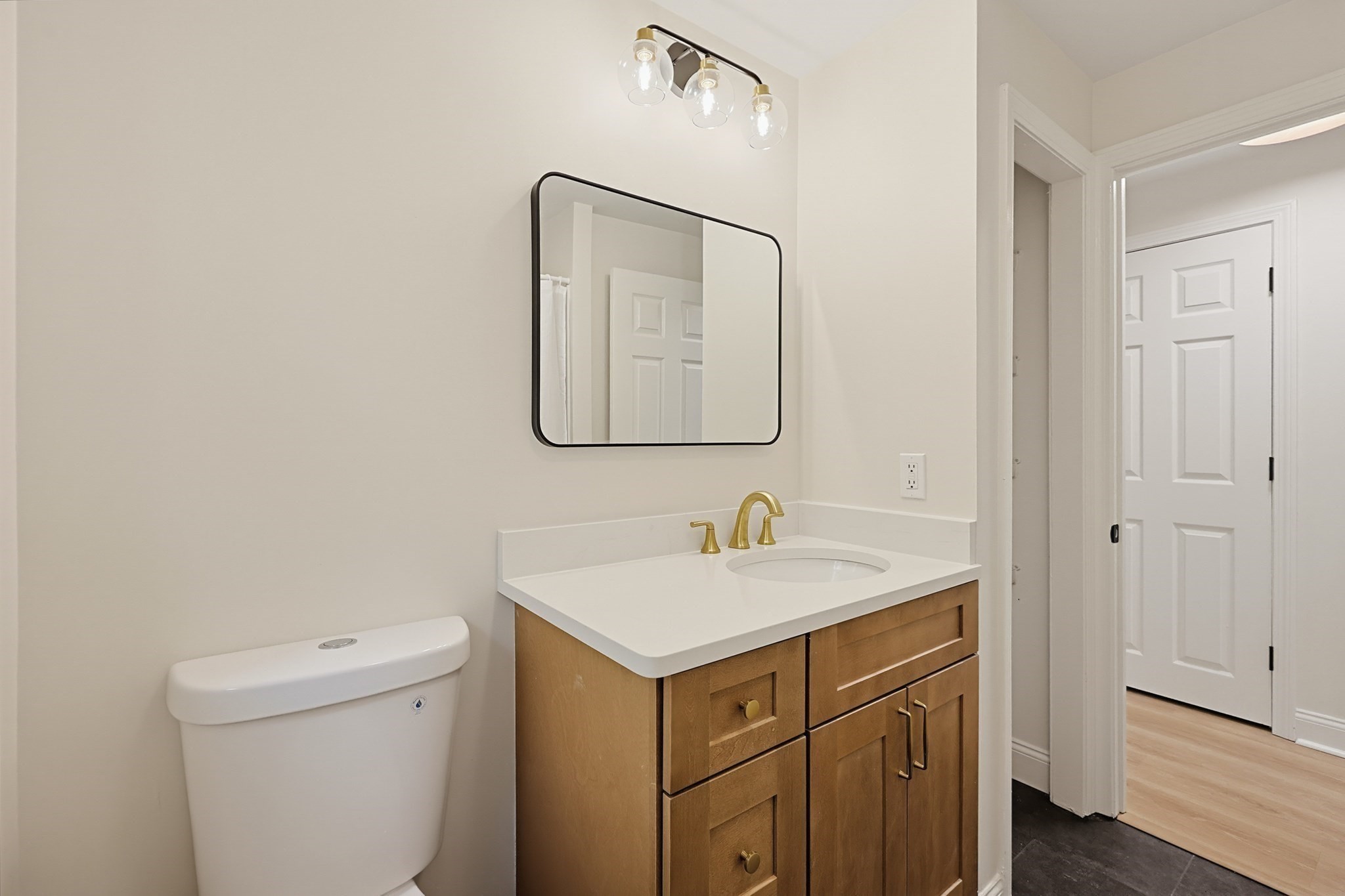 9 Merriam District Property Photo 15