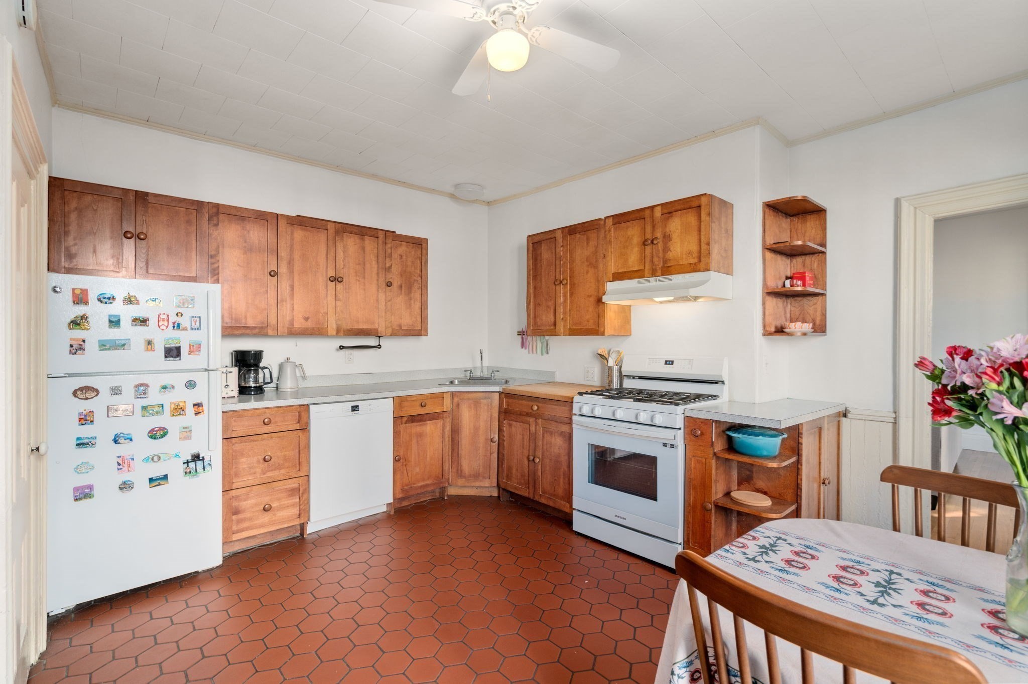 247 Chestnut St # 1 Property Photo 5