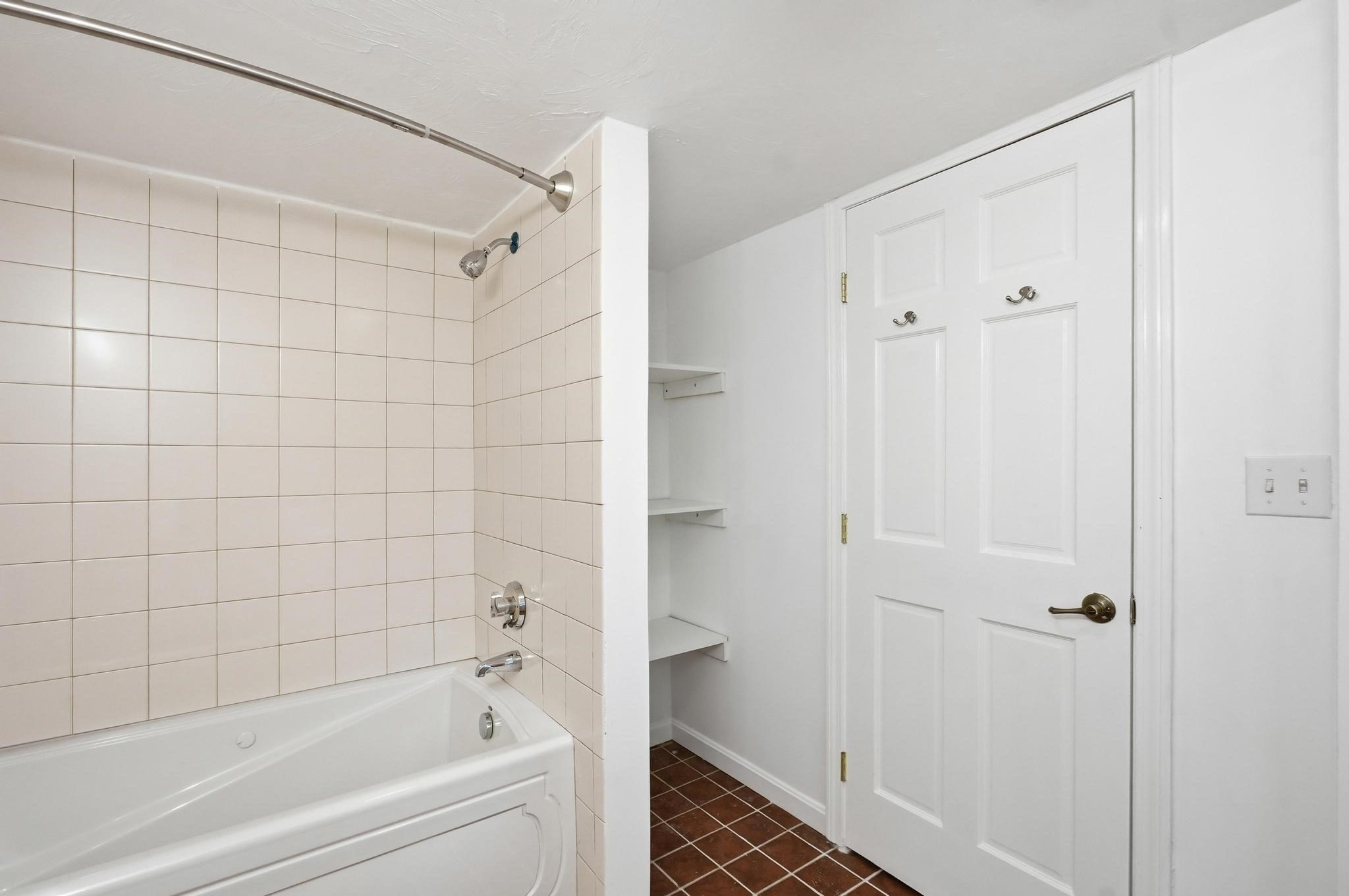 17 Pathwood Ave Property Photo 32