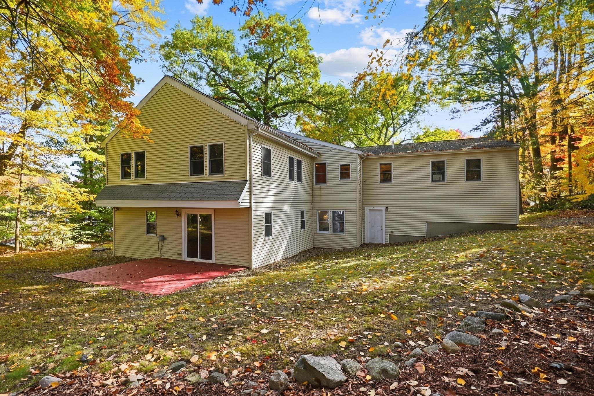 17 Pathwood Ave Property Photo 40