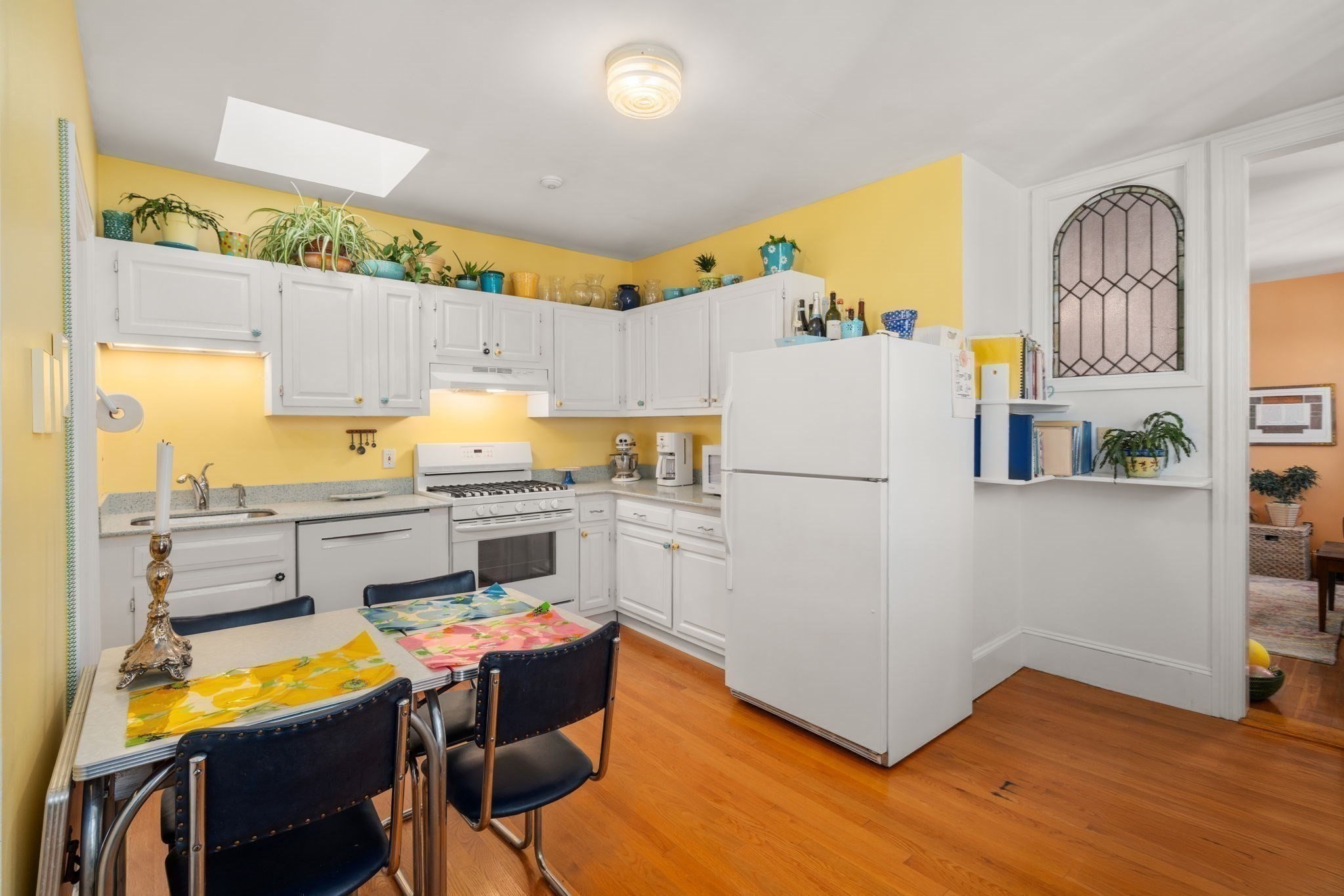 247 Chestnut St # 2 Property Photo 6