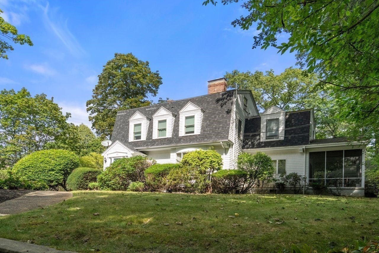 126 Moffat Rd Property Photo 2