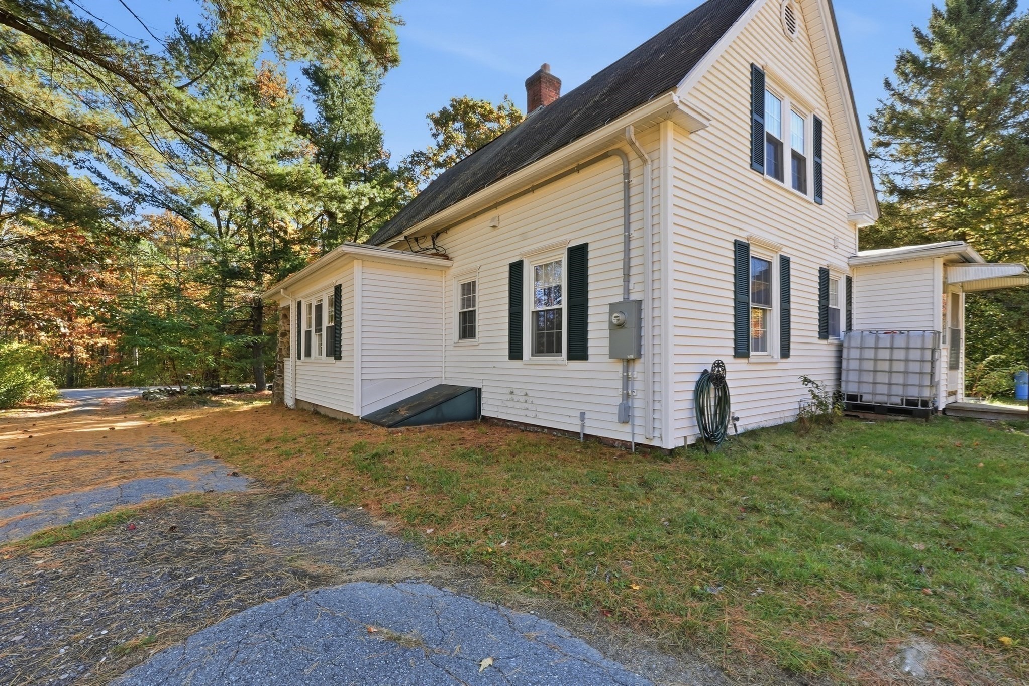 248 Otter River Rd Property Photo 6
