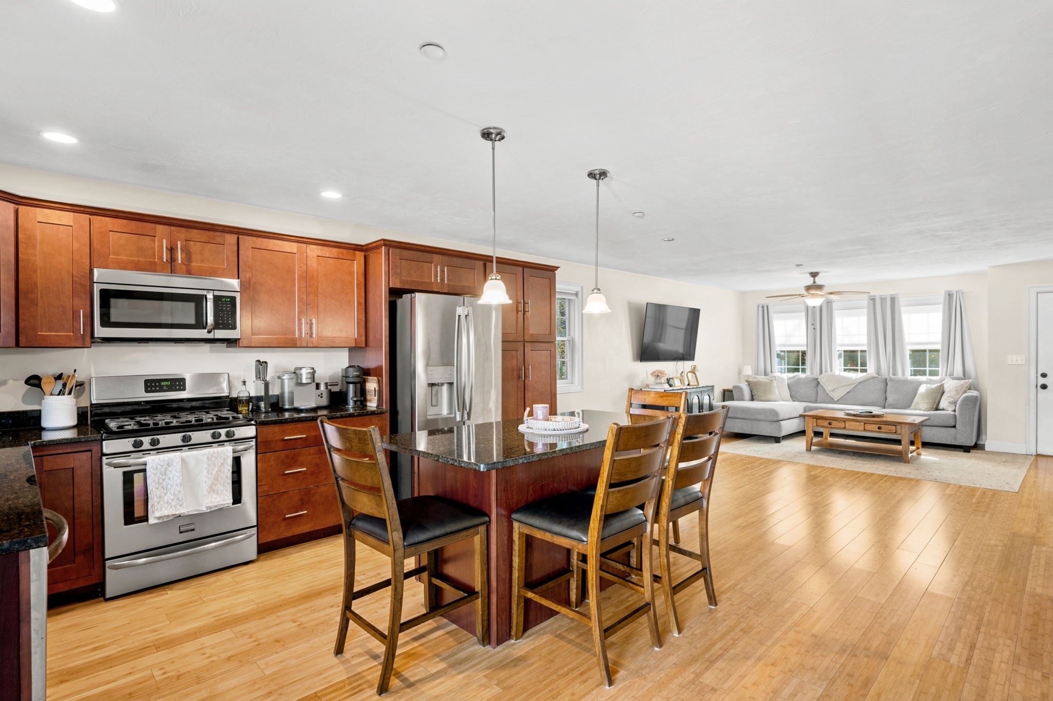 10 Great Cedar Dr # 10 Property Photo 10