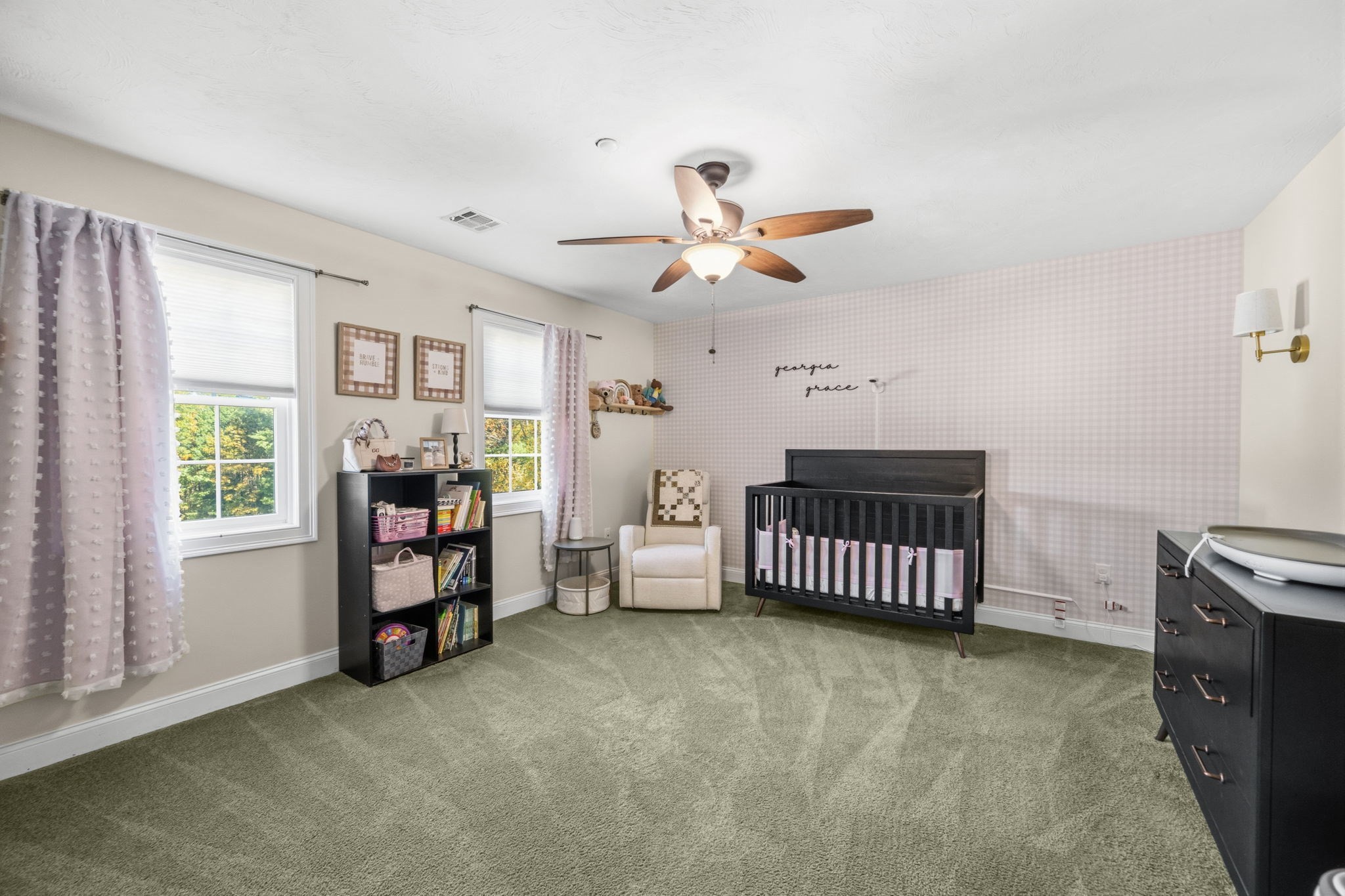 10 Great Cedar Dr # 10 Property Photo 17