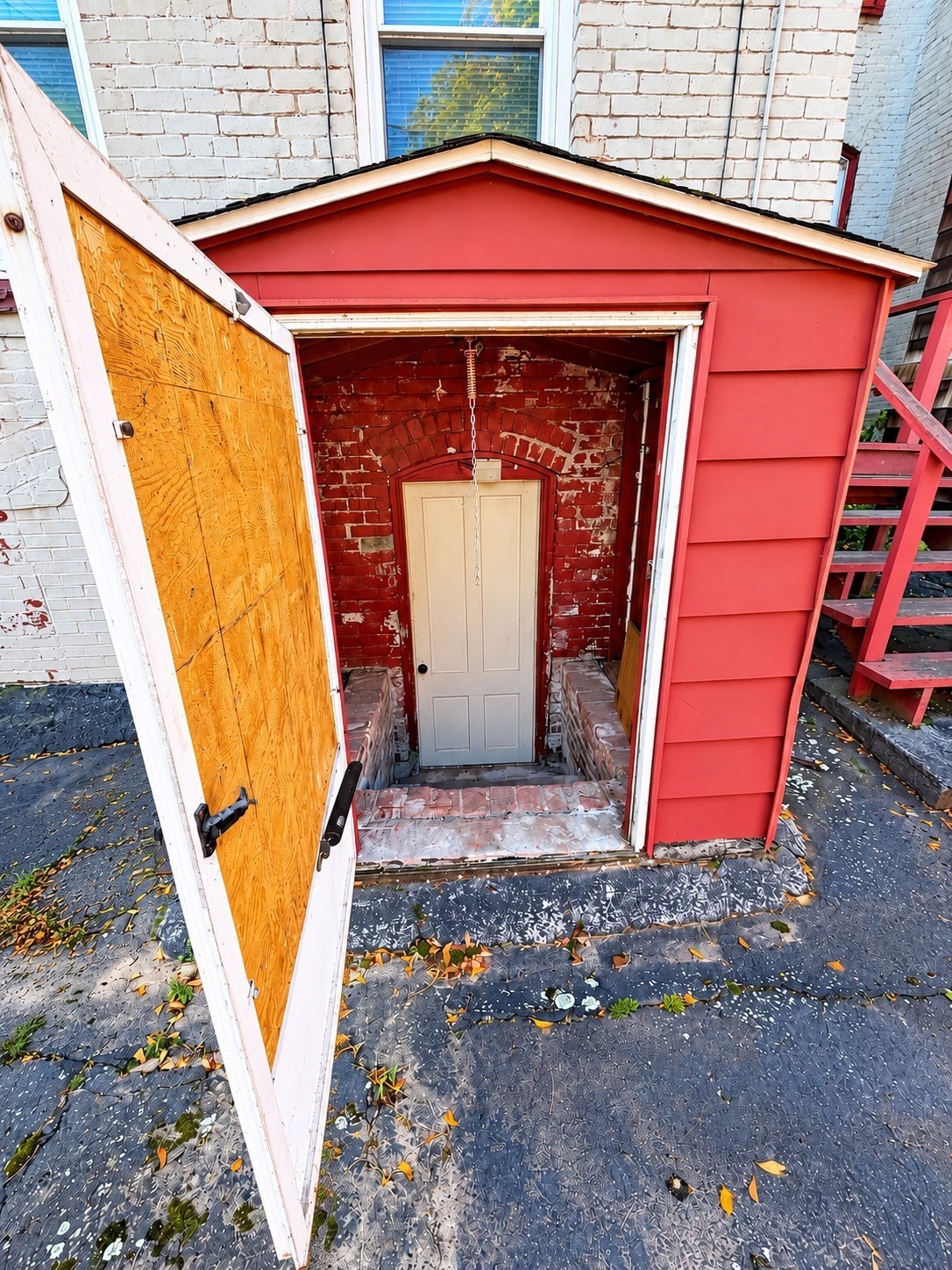 225 Suffolk St Property Photo 37