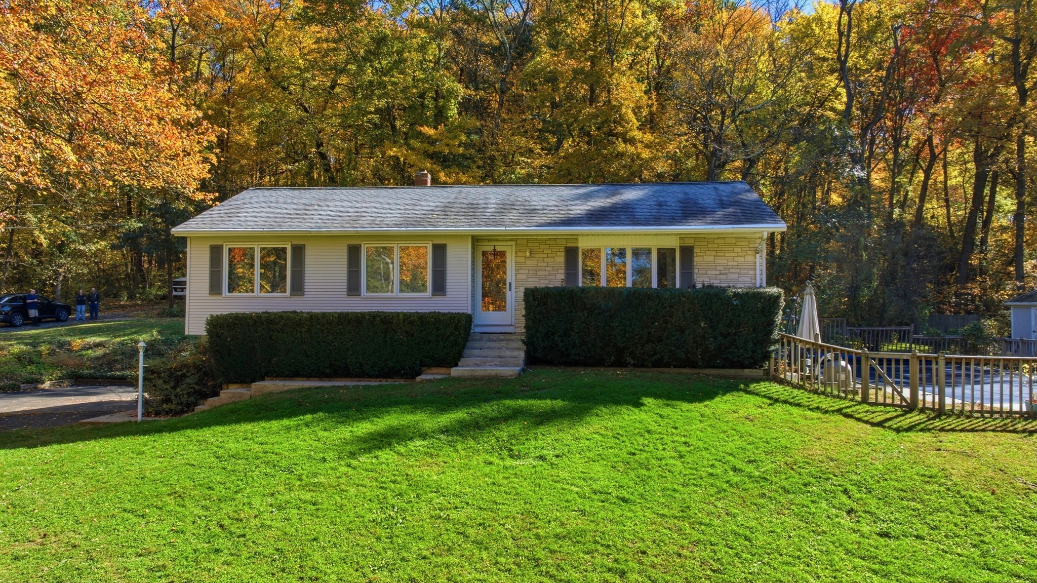 20 Sullivan Ln Property Photo 1