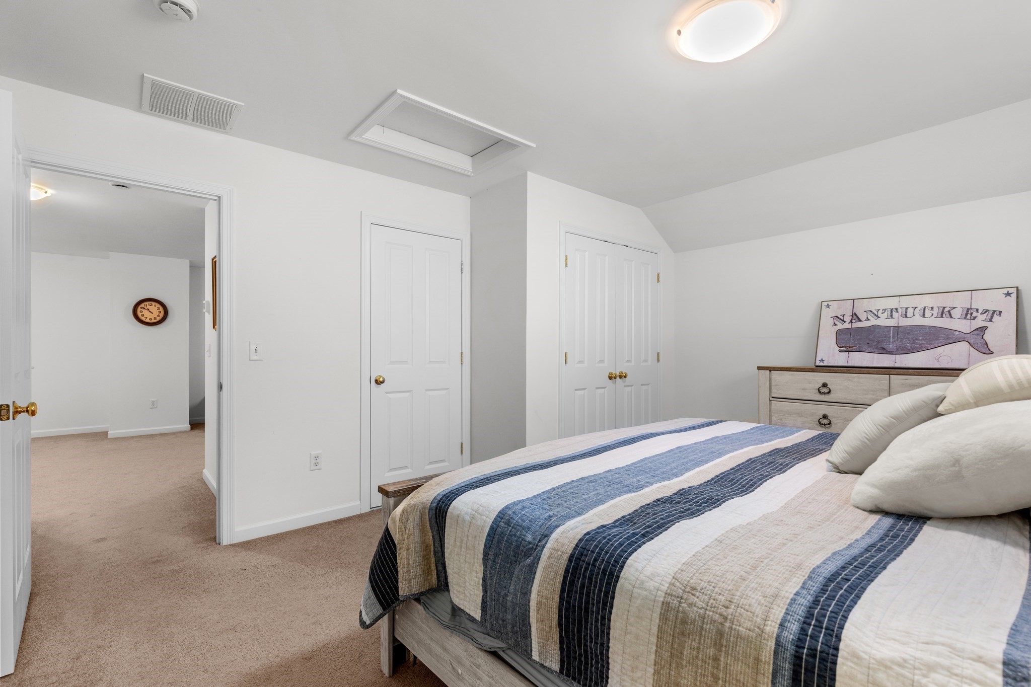 7 White Trellis Property Photo 35