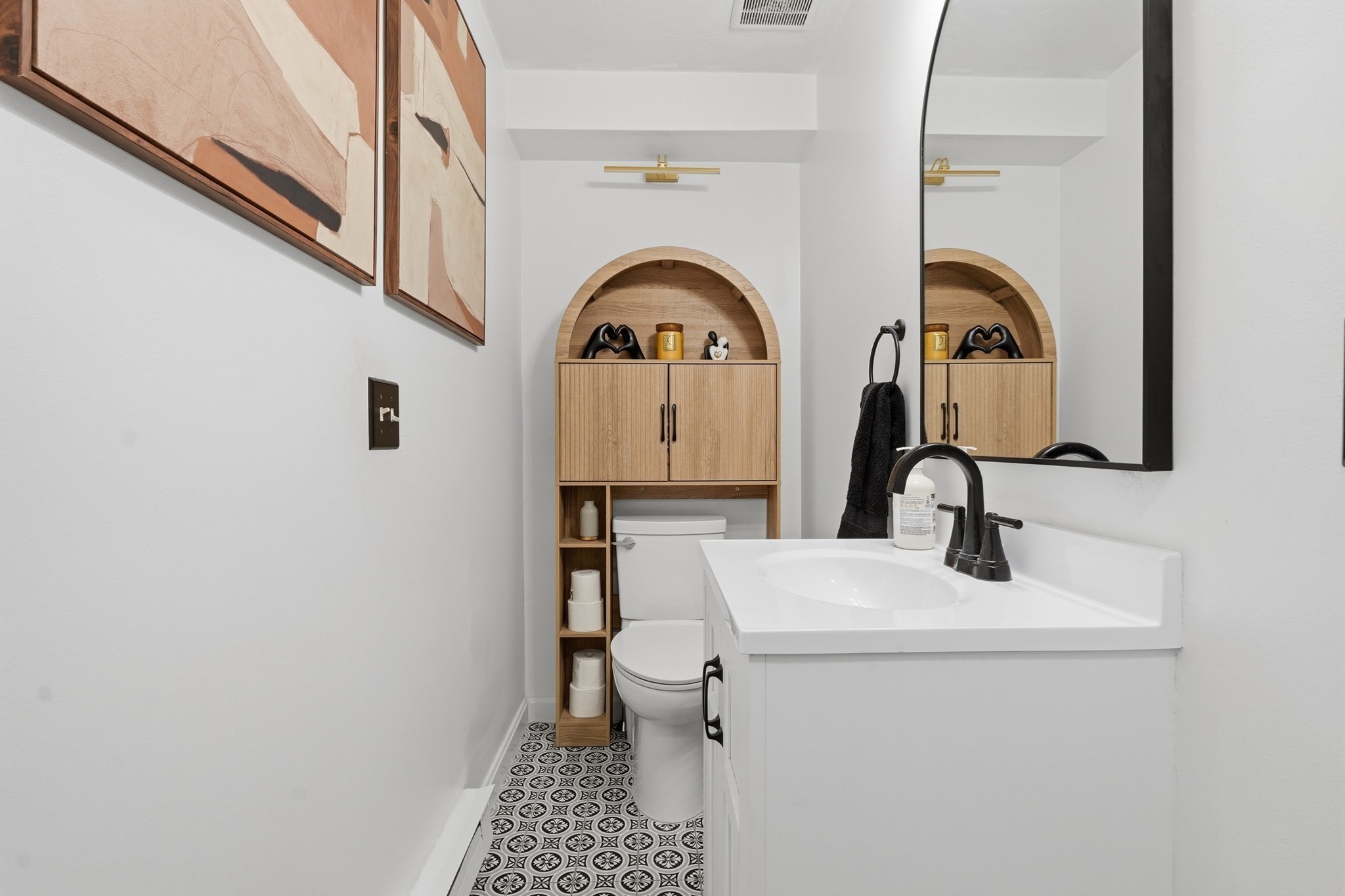 15 Enid St Property Photo 9