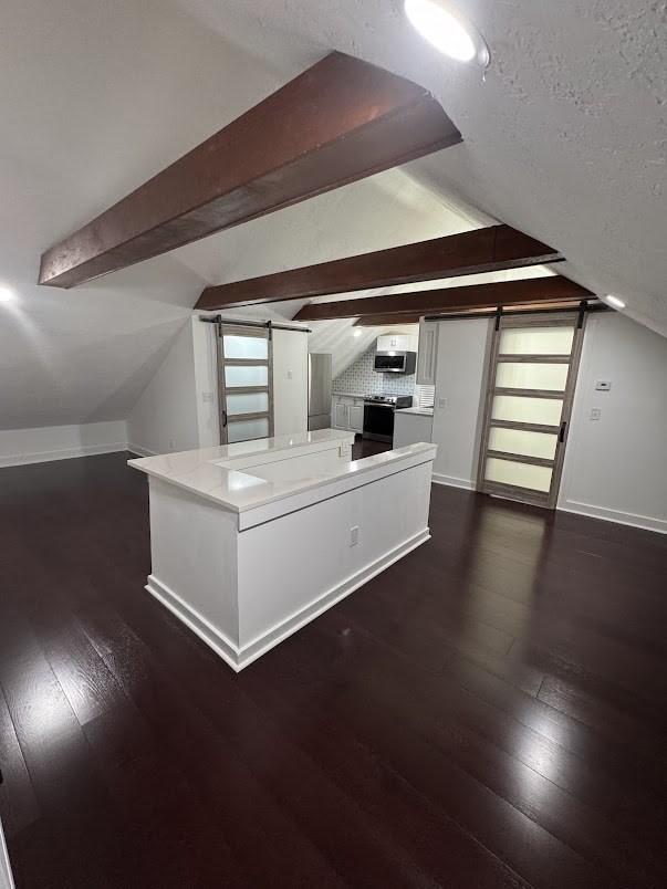 16 Pleasant St # B Property Photo 1