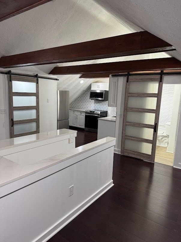 16 Pleasant St # B Property Photo 8