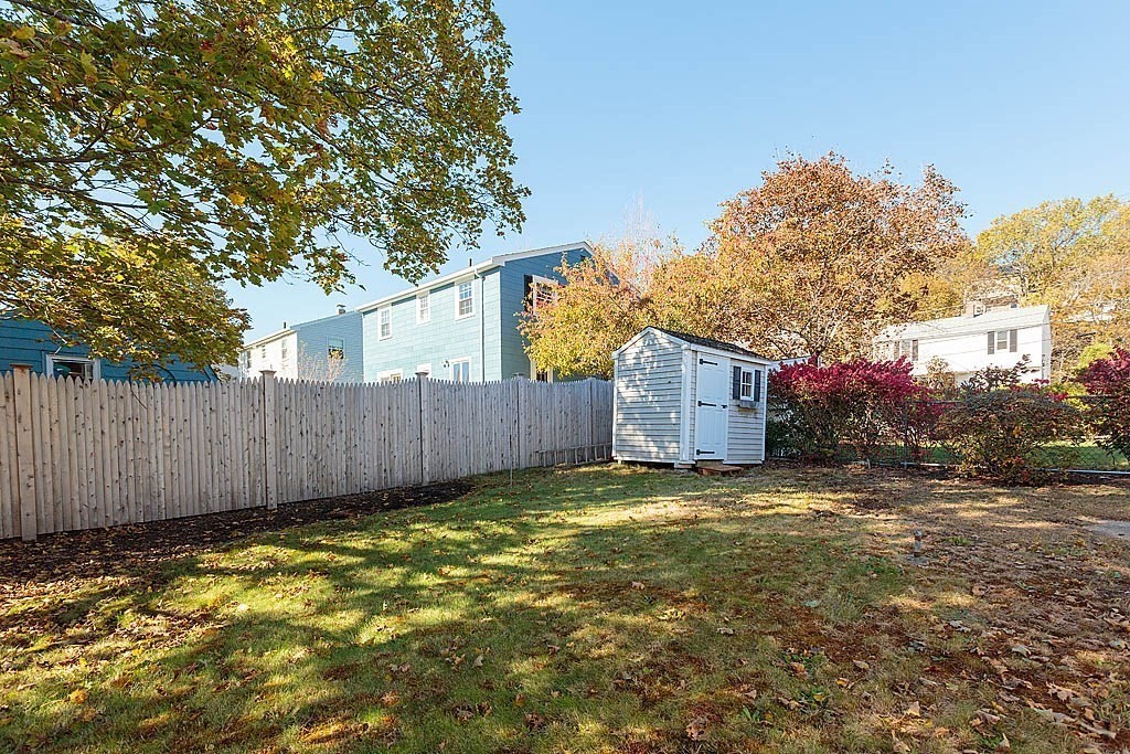 759 Beechmont Street Property Photo 7