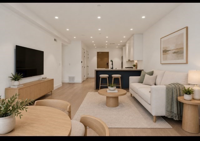 69 Walnut Street # 7 Property Photo 1