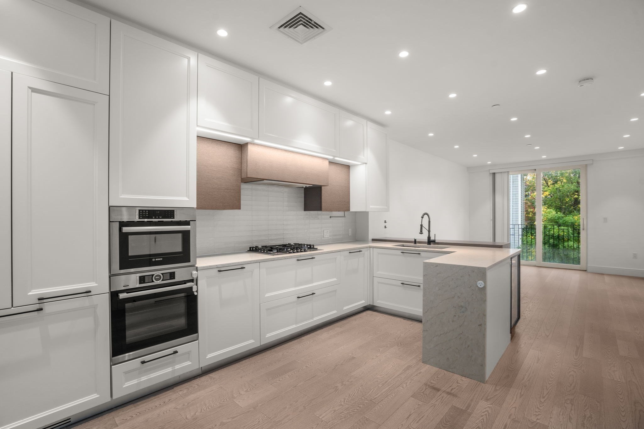 69 Walnut Street # 7 Property Photo 3