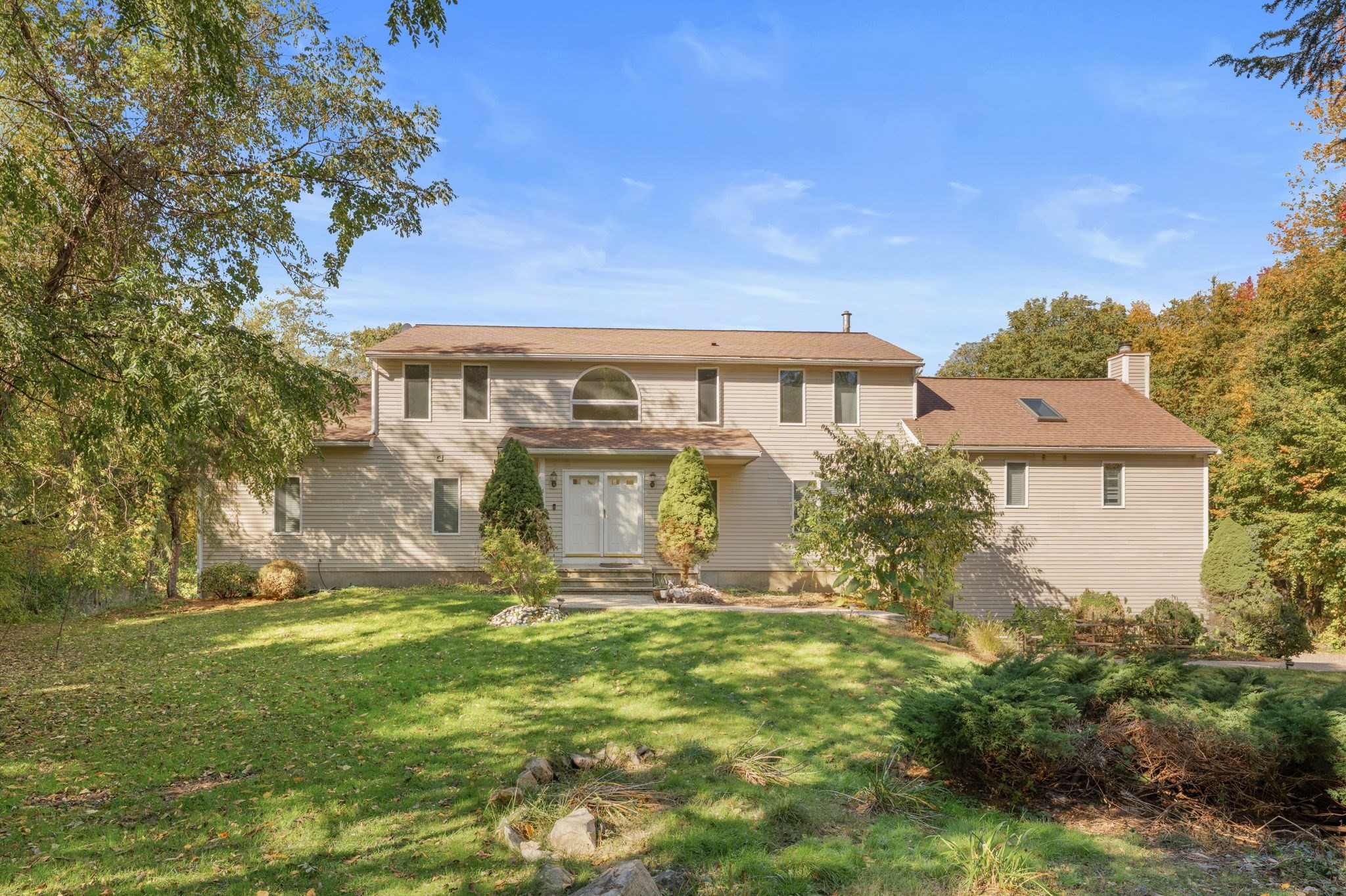 51 Goodnow Ln Property Photo 1
