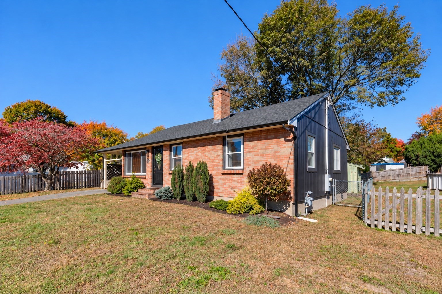 12 Old Farm Road Property Photo 3