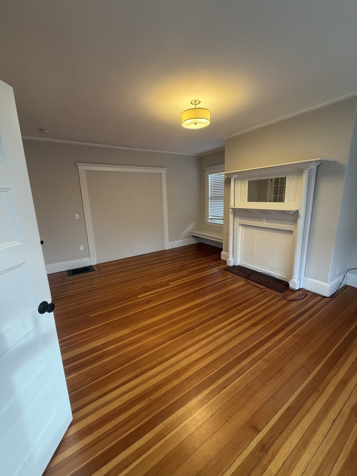 445 Washington Street # 2 Property Photo 6
