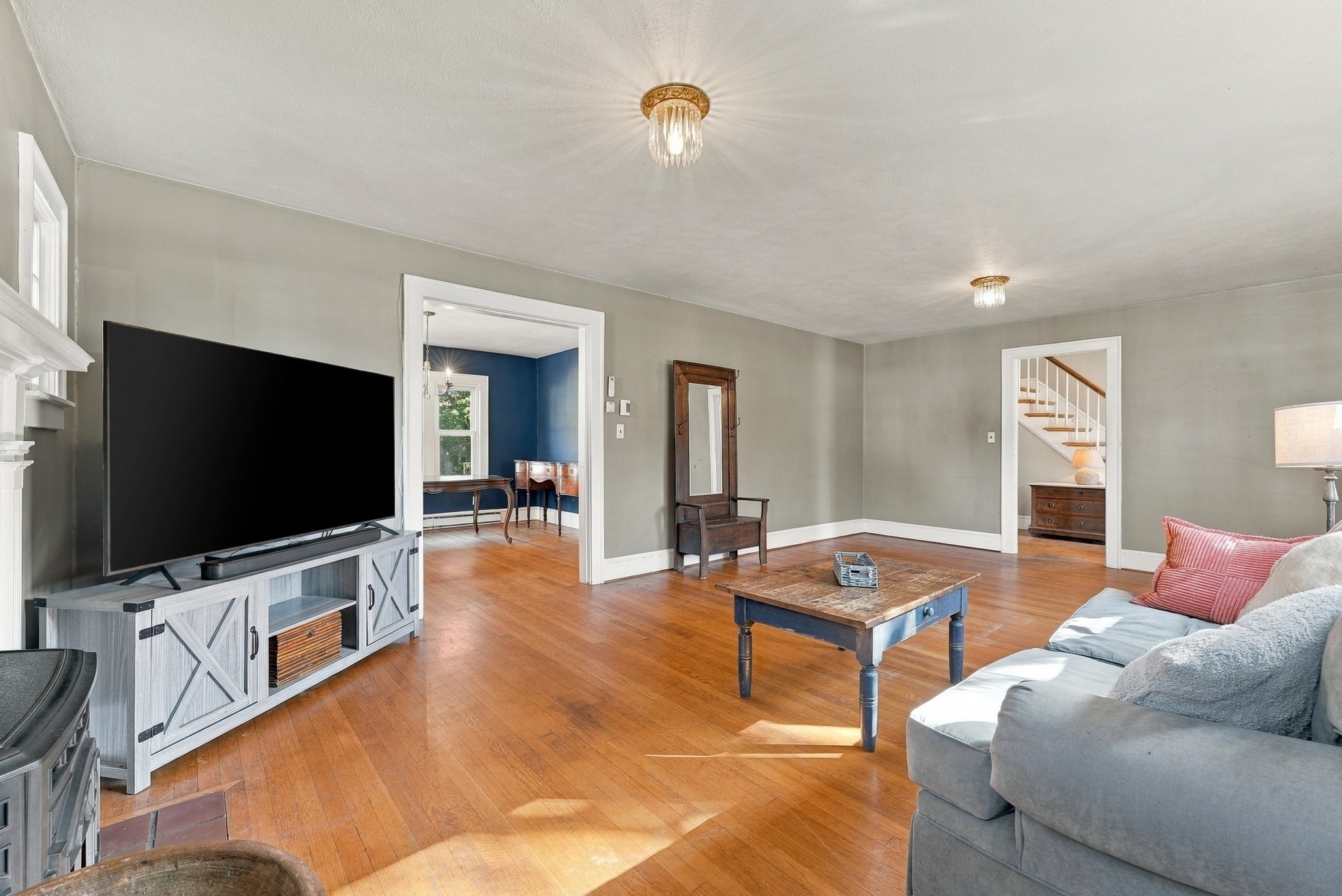 65 Craiwell Ave Property Photo 12