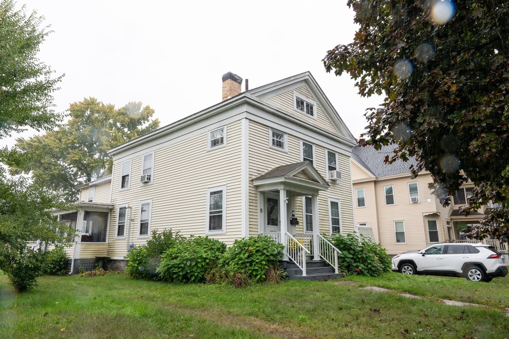 8 Woronoco Ave Property Photo 1