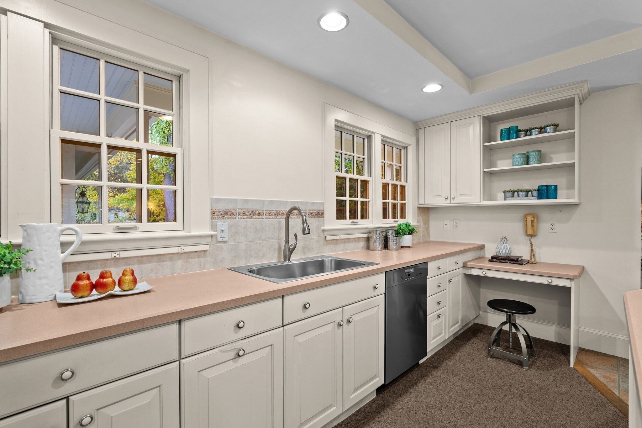 9 Training Field Road Property Photo 15