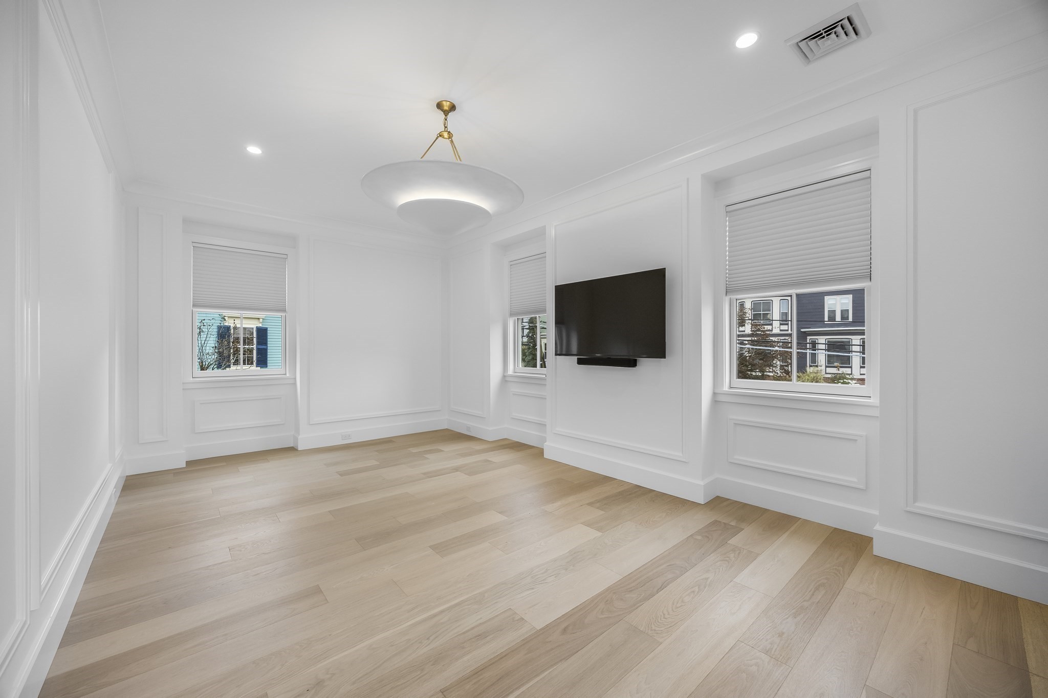 107 State Street Property Photo 23