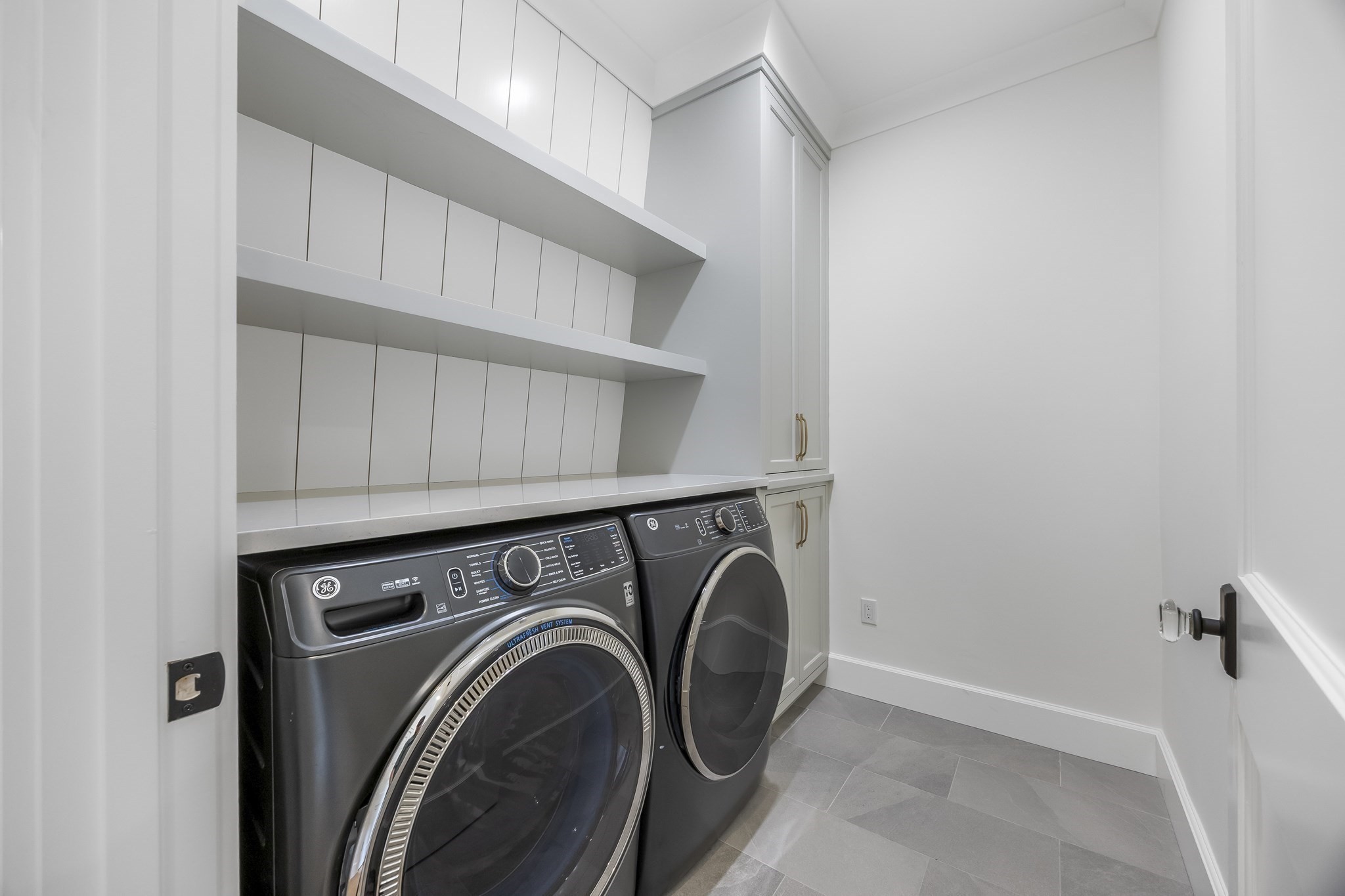 107 State Street Property Photo 27