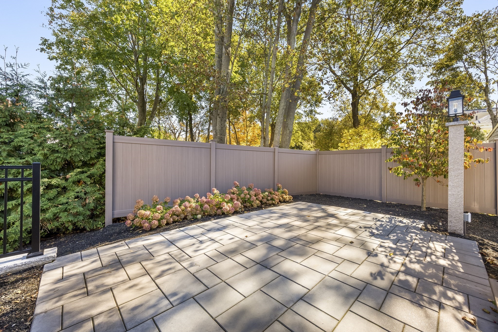 107 State Street Property Photo 34