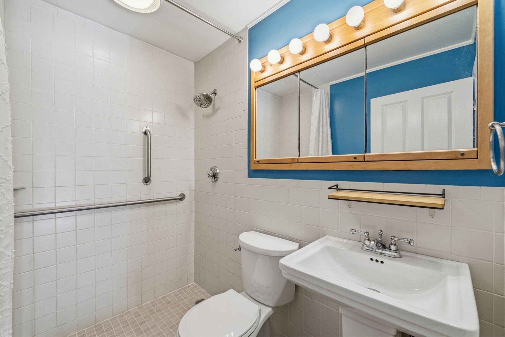 9 Sutherland Rd Property Photo 14