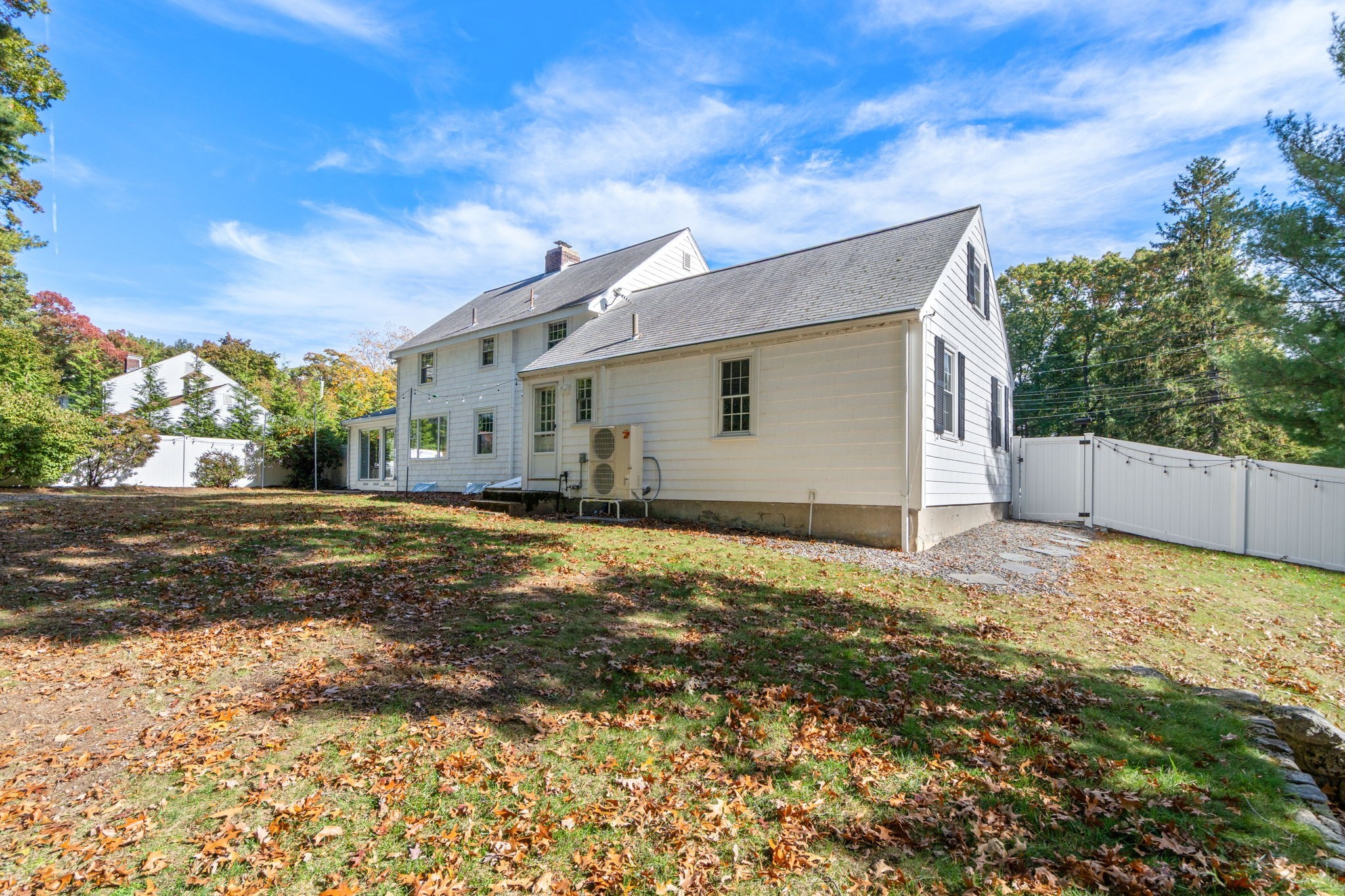 14 Longfellow Rd Property Photo 5