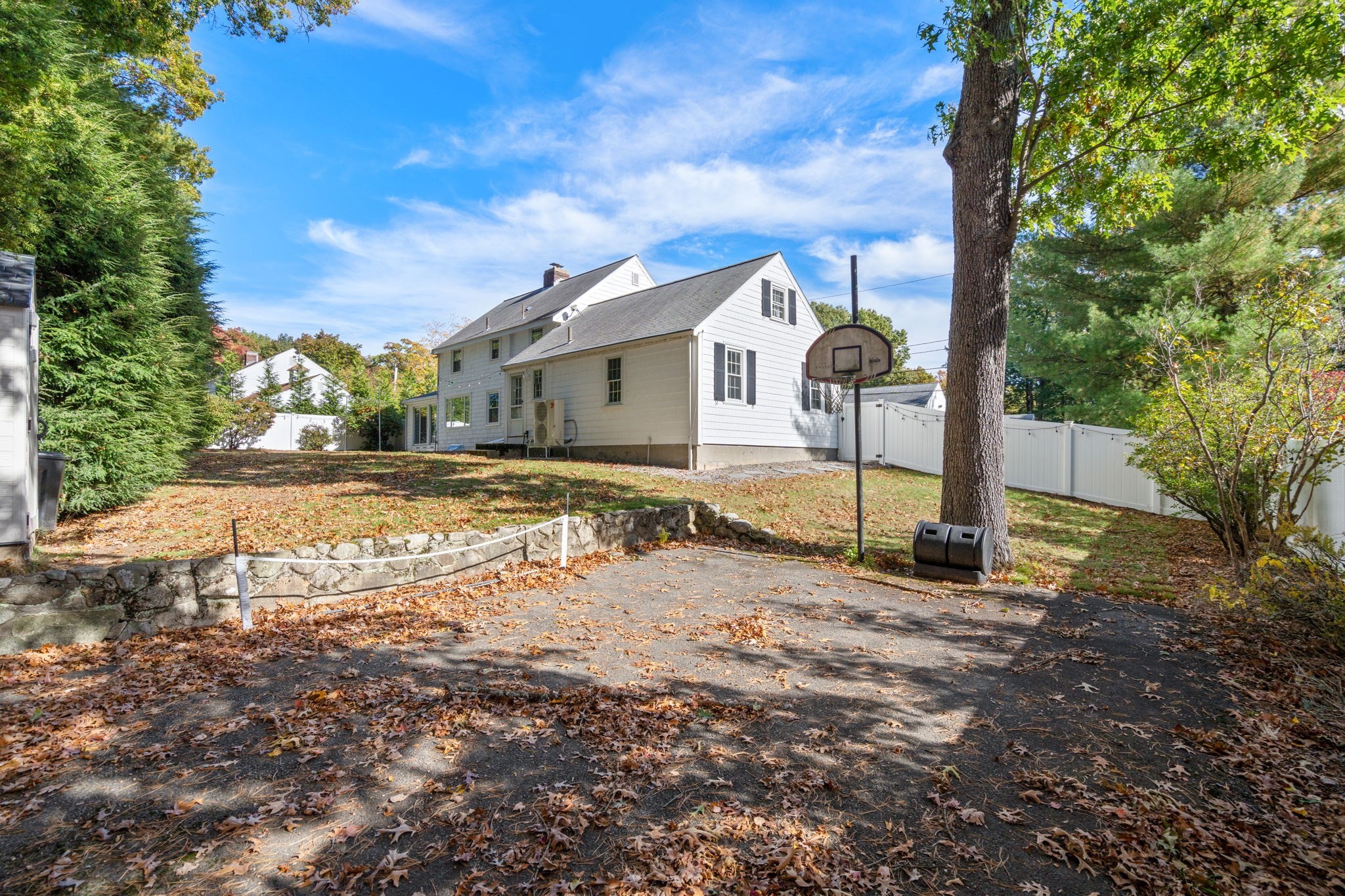 14 Longfellow Rd Property Photo 6