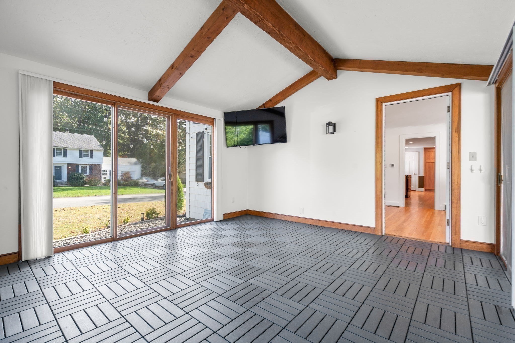 14 Longfellow Rd Property Photo 19