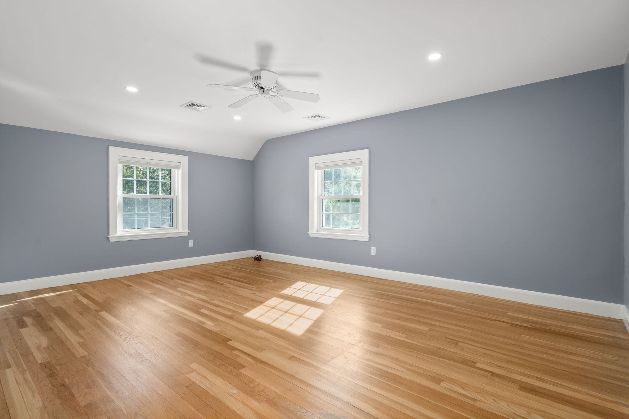 14 Longfellow Rd Property Photo 26