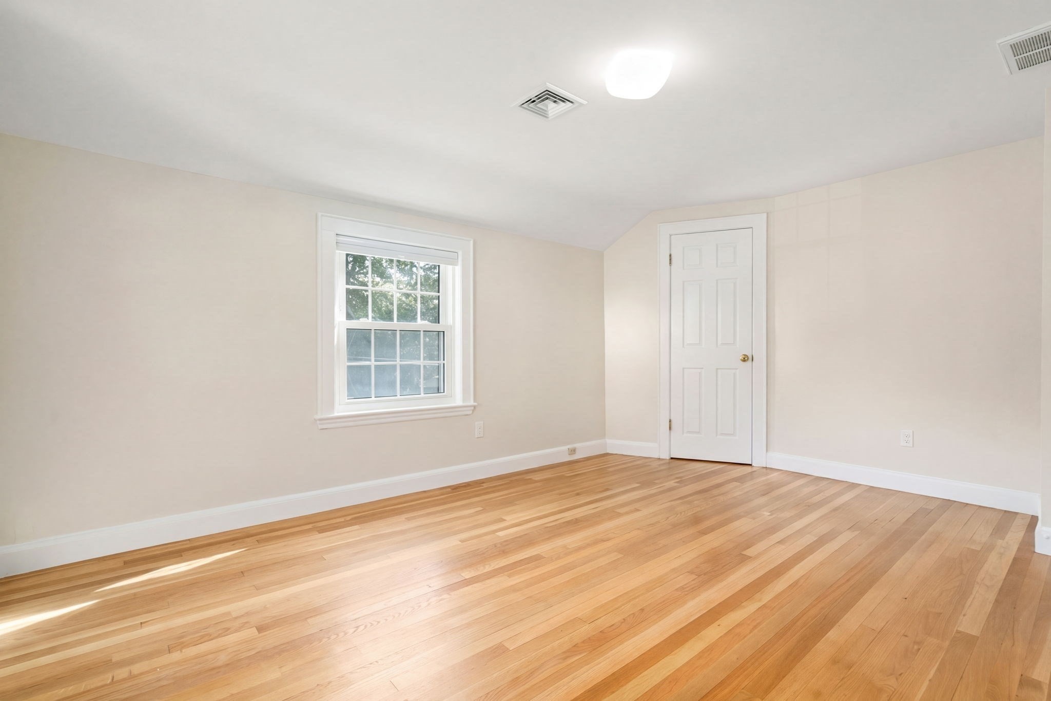 14 Longfellow Rd Property Photo 34
